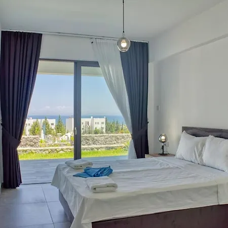 Apartment Retreat, Block A2, Unit 2